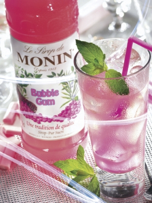 MONIN Bubble Gum syrup ambiant