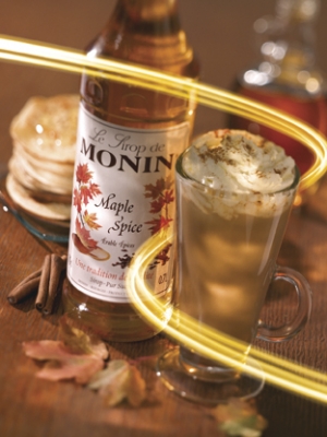 MONIN Maple Spice syrup ambiant